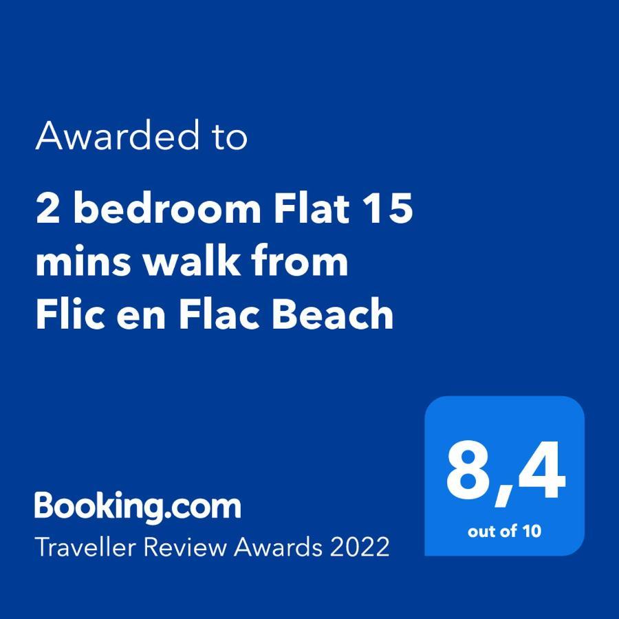 2 Bedroom Flat 15 Mins Walk From Flic En Flac Beach Екстериор снимка